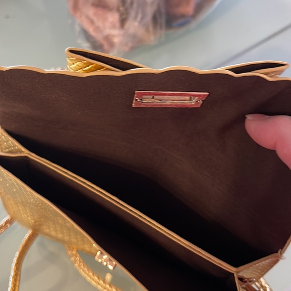 NWOT- Small Clutch/crossbody bag - Picture 4 of 4